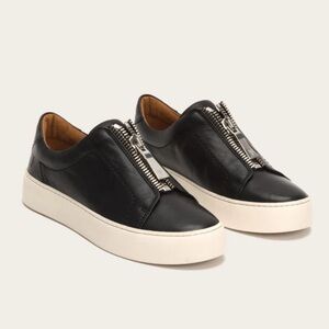 Frye Lena Zip Low platform loafer sz 5.5